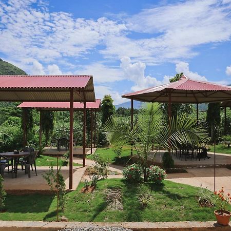 Trishuli Beach Resort Dhading Exteriör bild